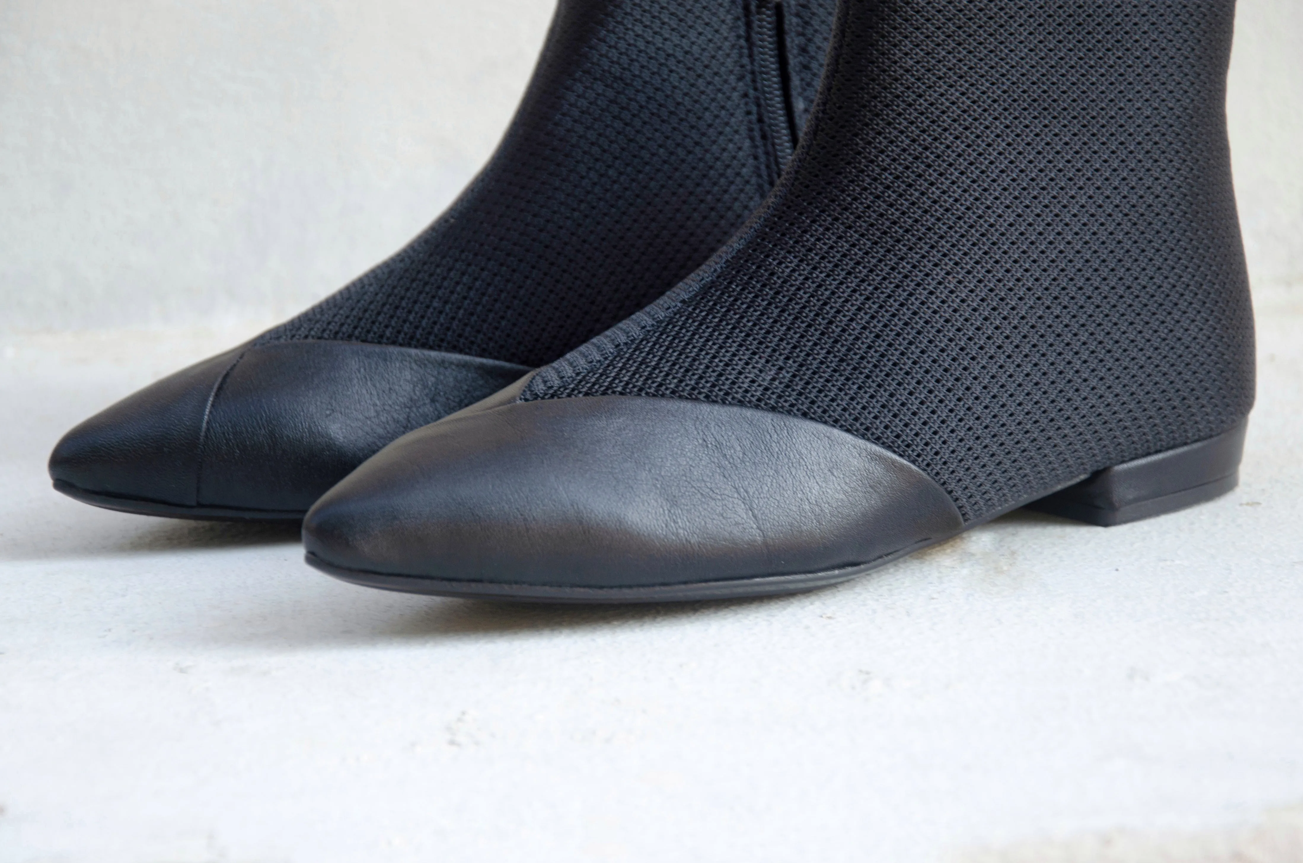 #16 FLAT - SUPER BLACK MESH BOOTIES