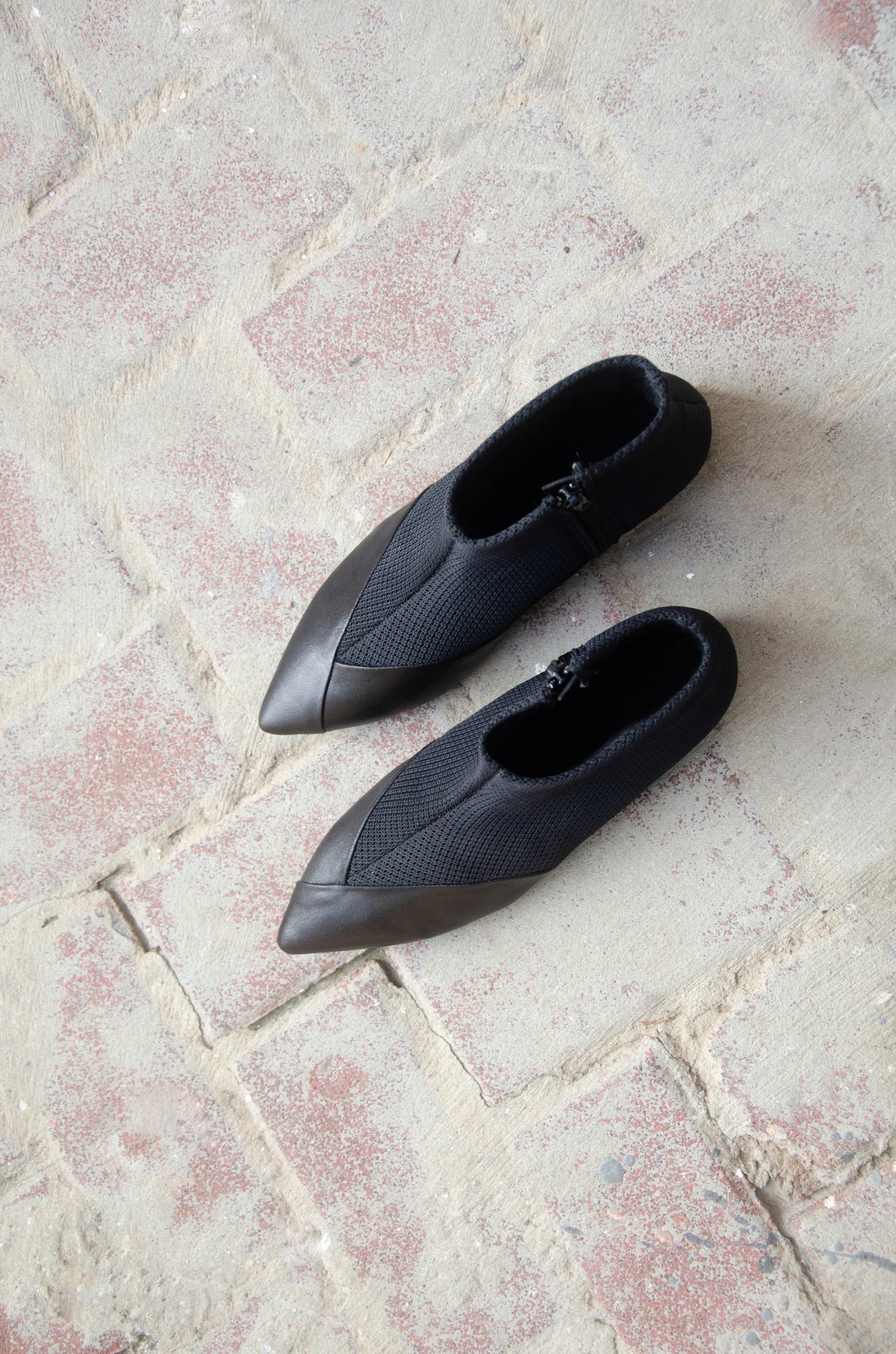 #16 FLAT - SUPER BLACK MESH BOOTIES