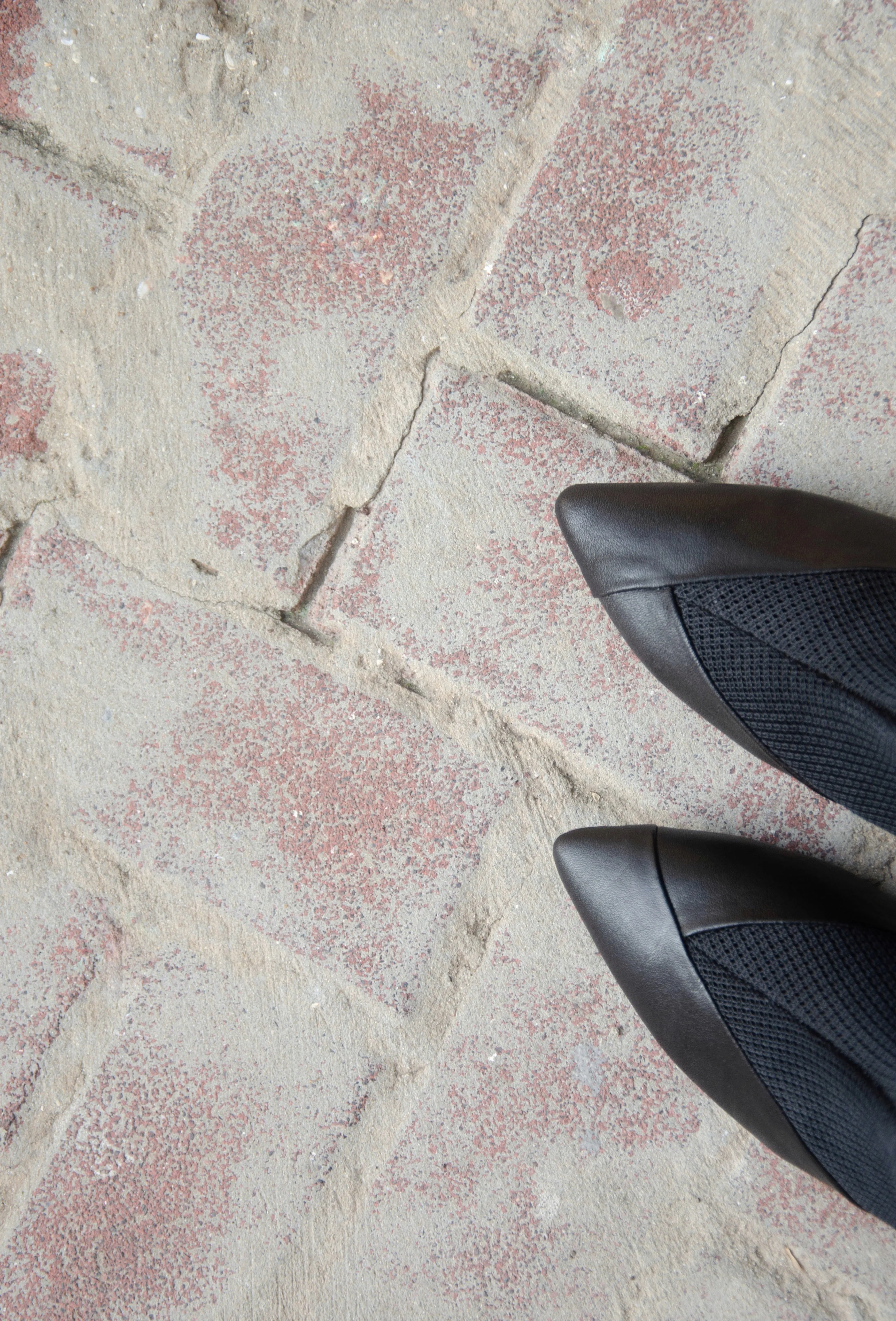 #16 FLAT - SUPER BLACK MESH BOOTIES