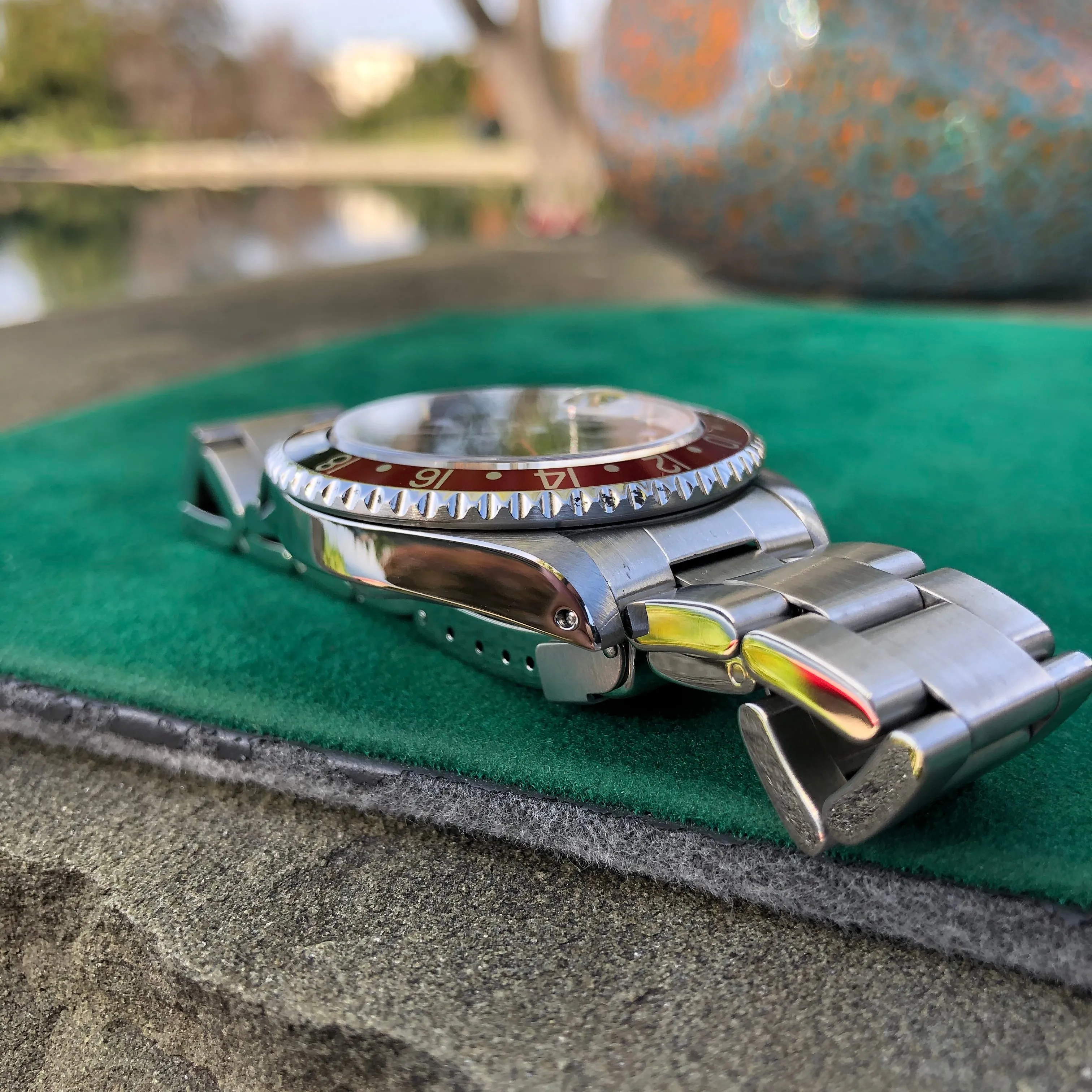 1999 Rolex GMT Master II 16710 Stainless Steel Coke A Serial Wristwatch Box Papers