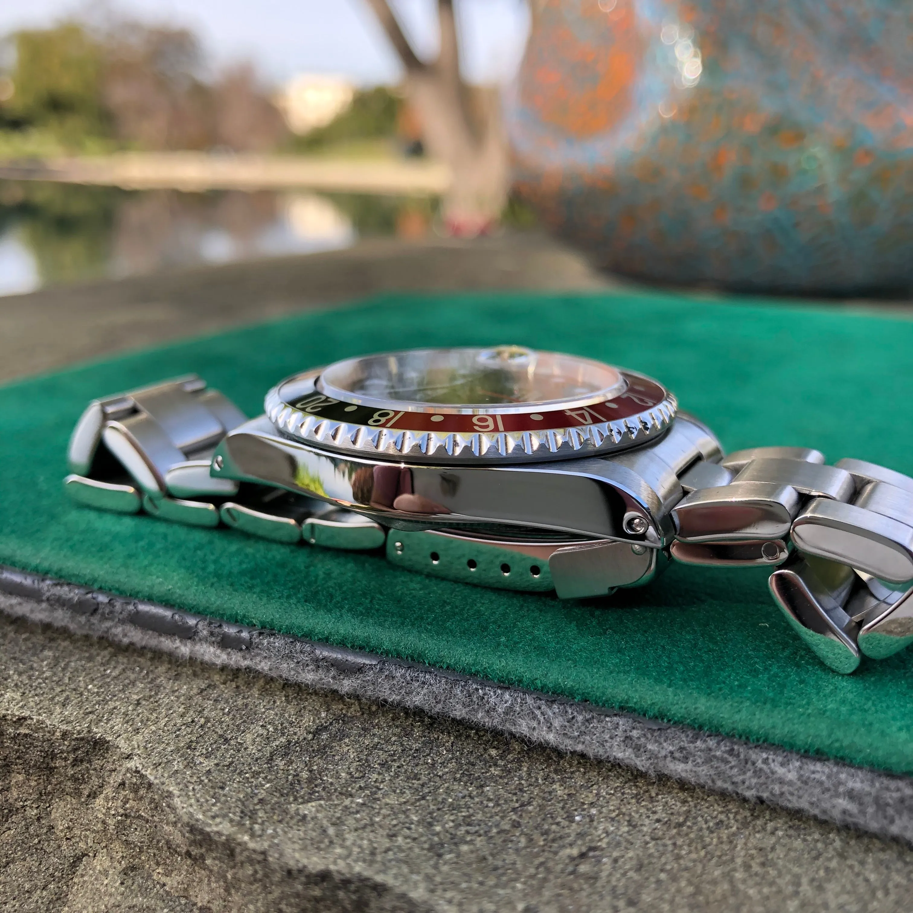1999 Rolex GMT Master II 16710 Stainless Steel Coke A Serial Wristwatch Box Papers