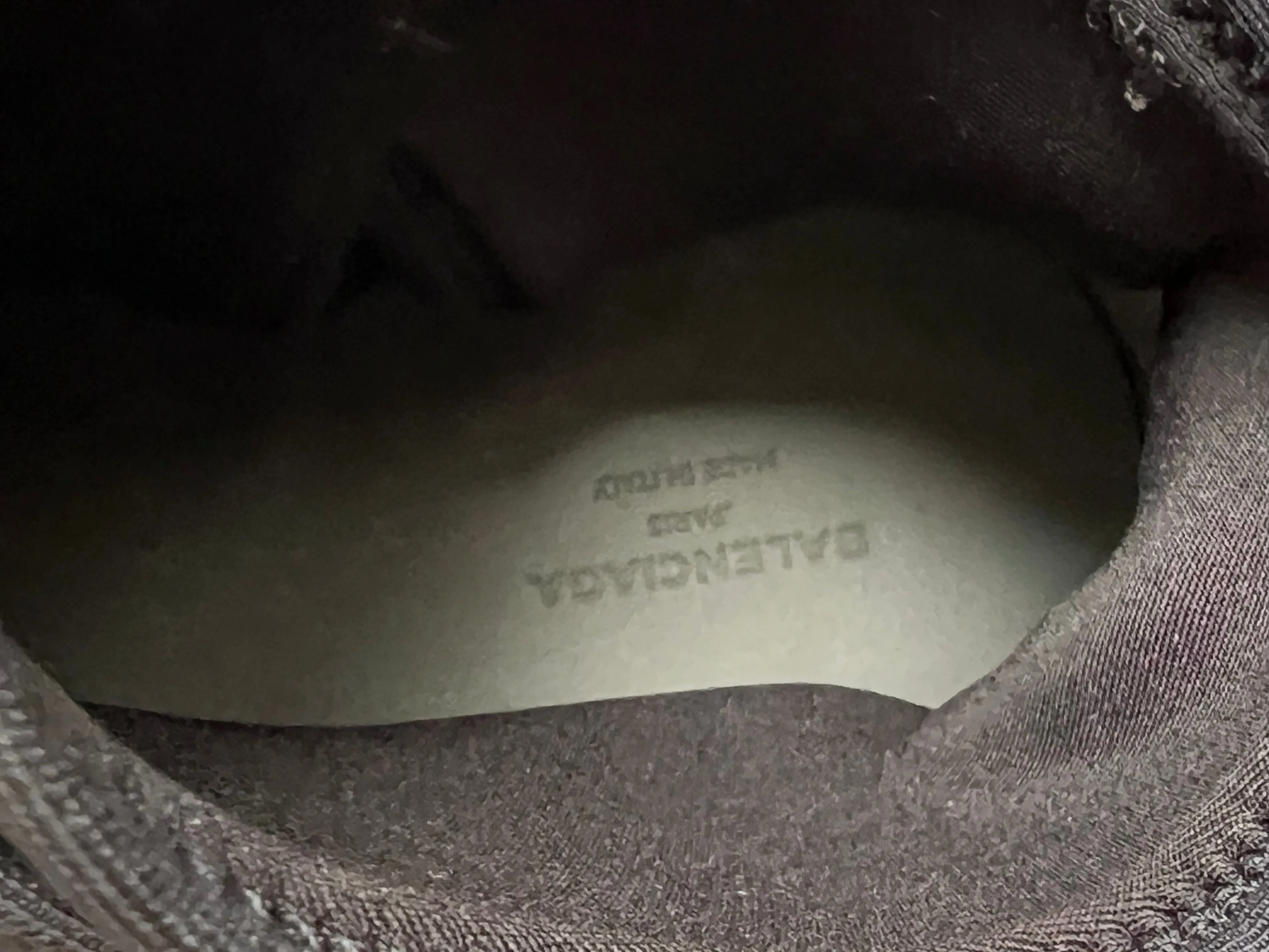 Balenciaga Men’s High-Top Trainers – Grey