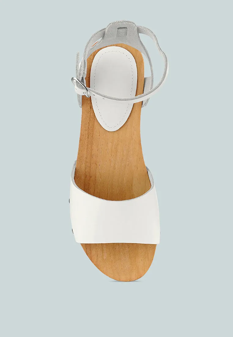 Cara Wooden Clogs By Ruw