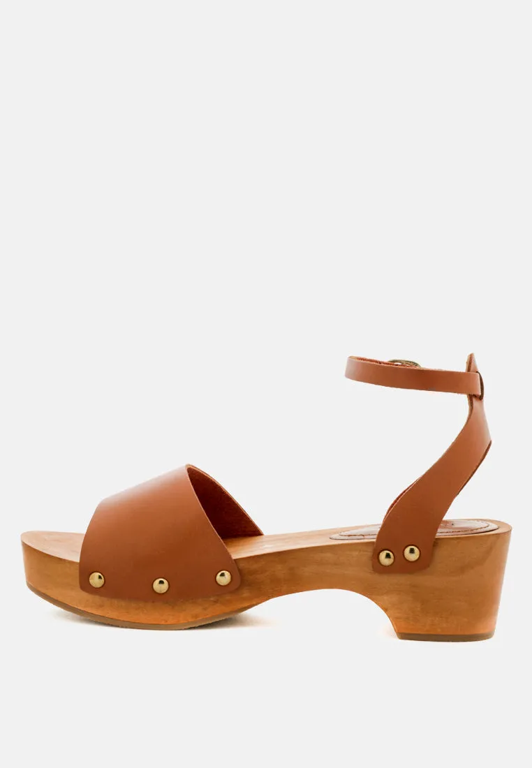 Cara Wooden Clogs By Ruw