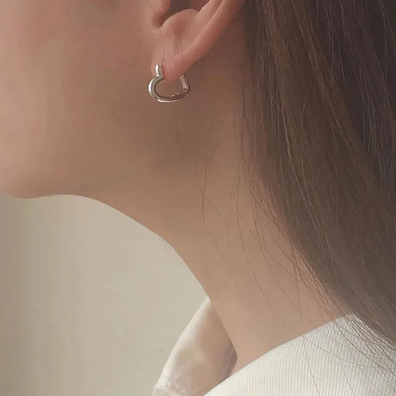 Charming Kawaii Red Heart Stud Earrings 💖✨ - Adorable Jewelry for Romantic Moments & Gifts! 🎁