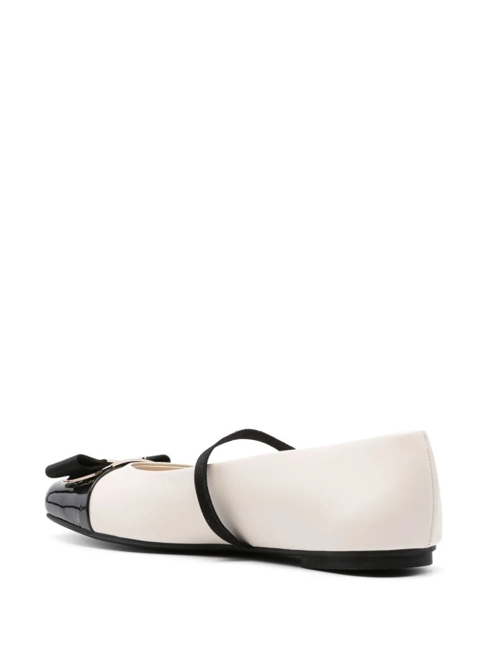 Ferragamo Elegant Ballerina Flats