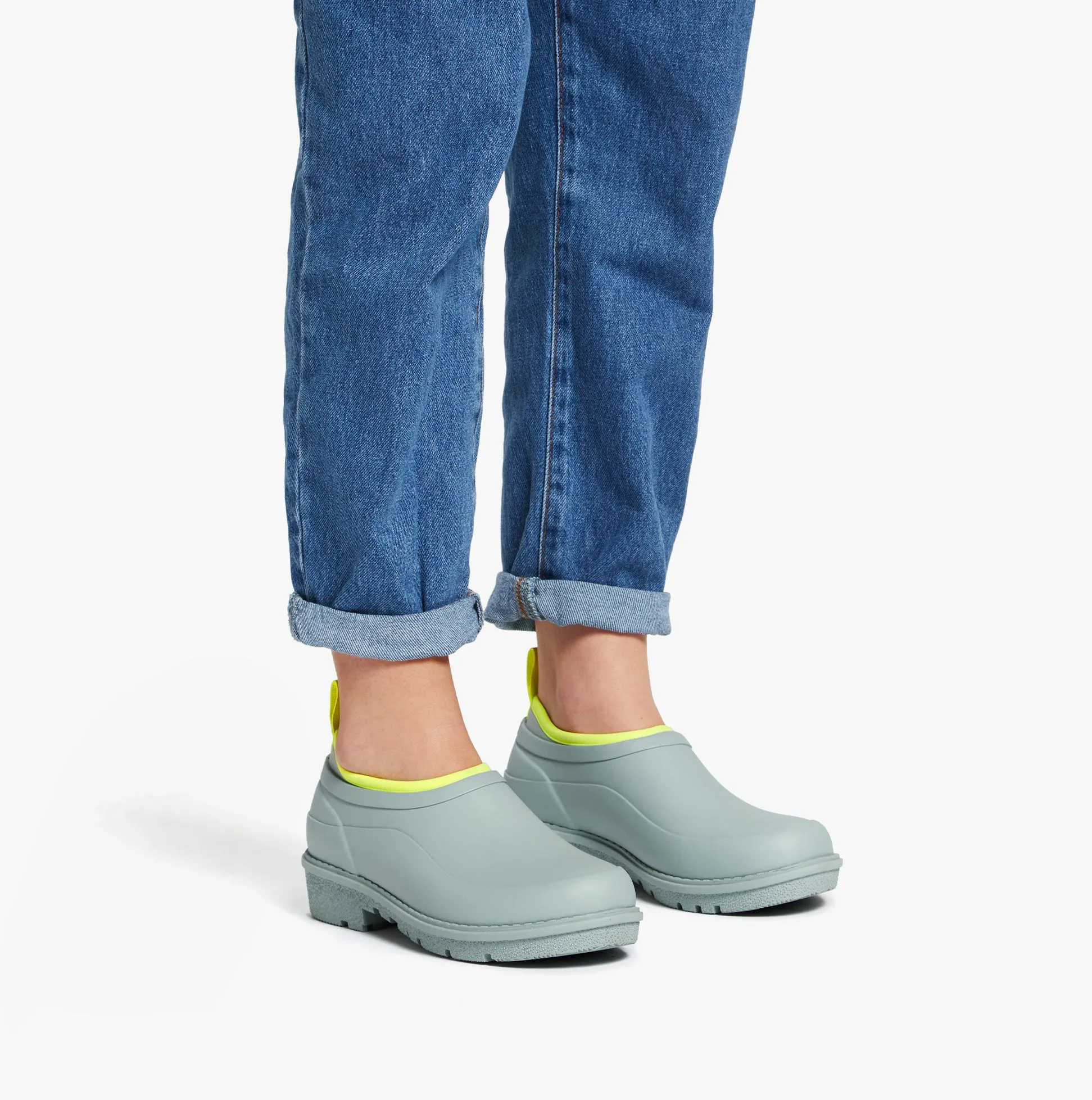 FitFlop WONDERCLOG NEON-POP Womens Clogs Cool Blue