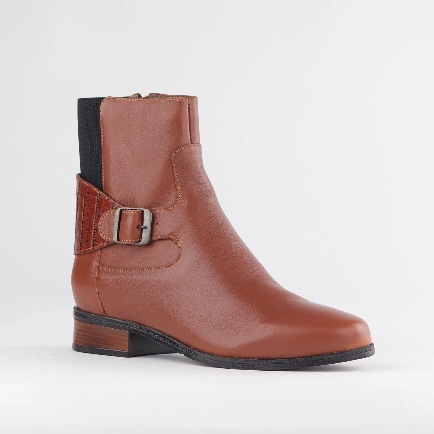 Flat Ankle Boot with Elastic in Chestnut - 12605
