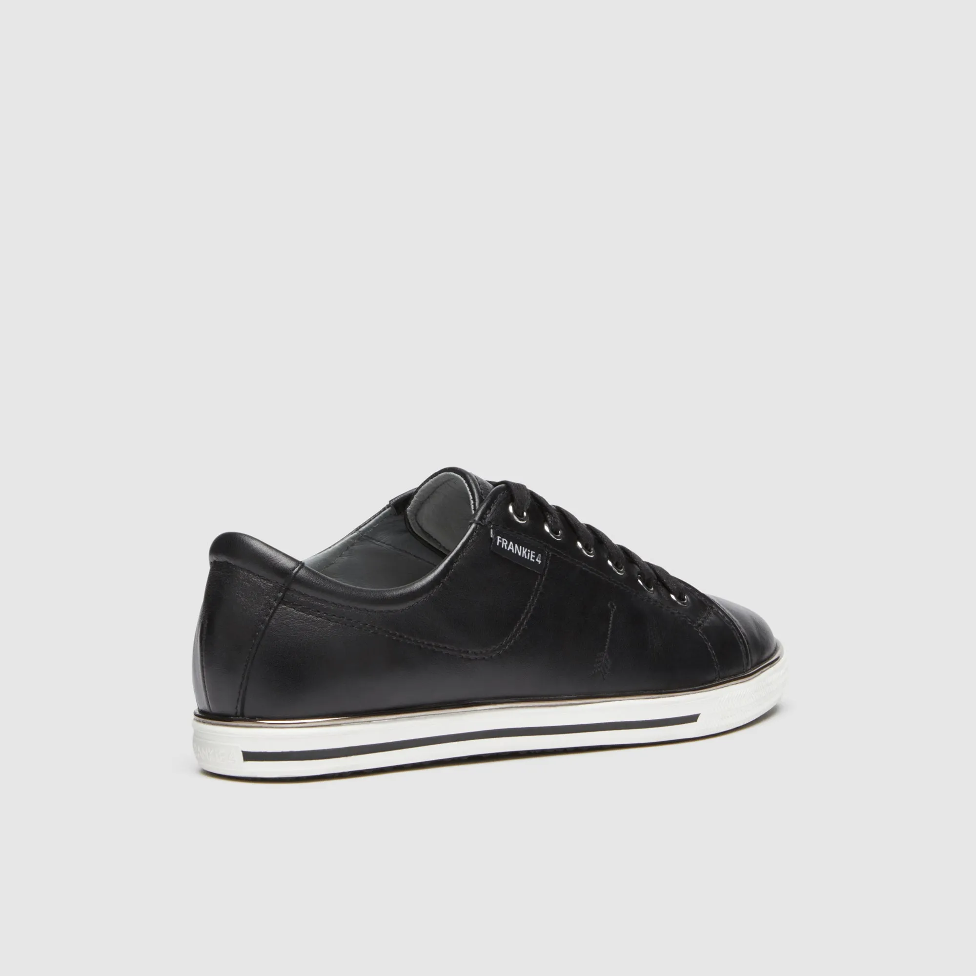 Frankie4 Nat II Sneaker - Black/White