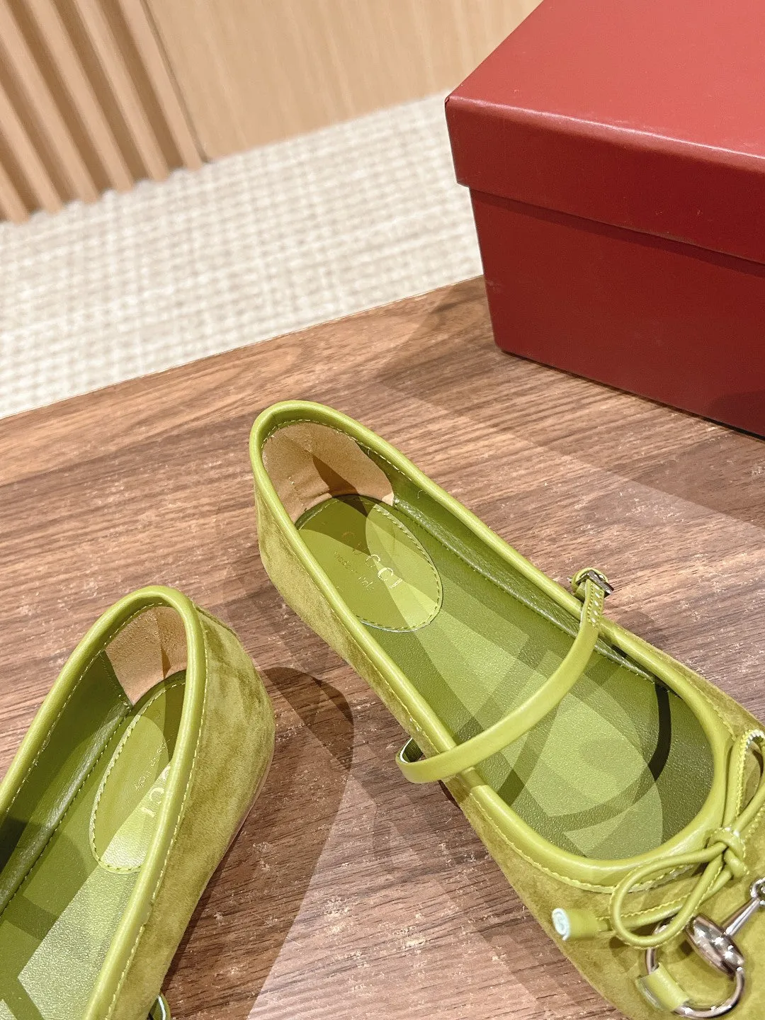 GC Suede fabric Early Spring Resort Series Horsebit Ballet Flats