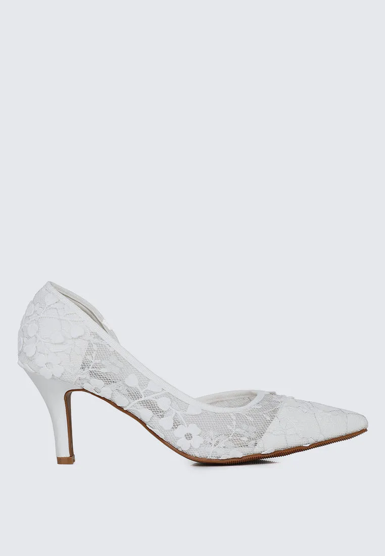 Giana Comfy Pumps In White