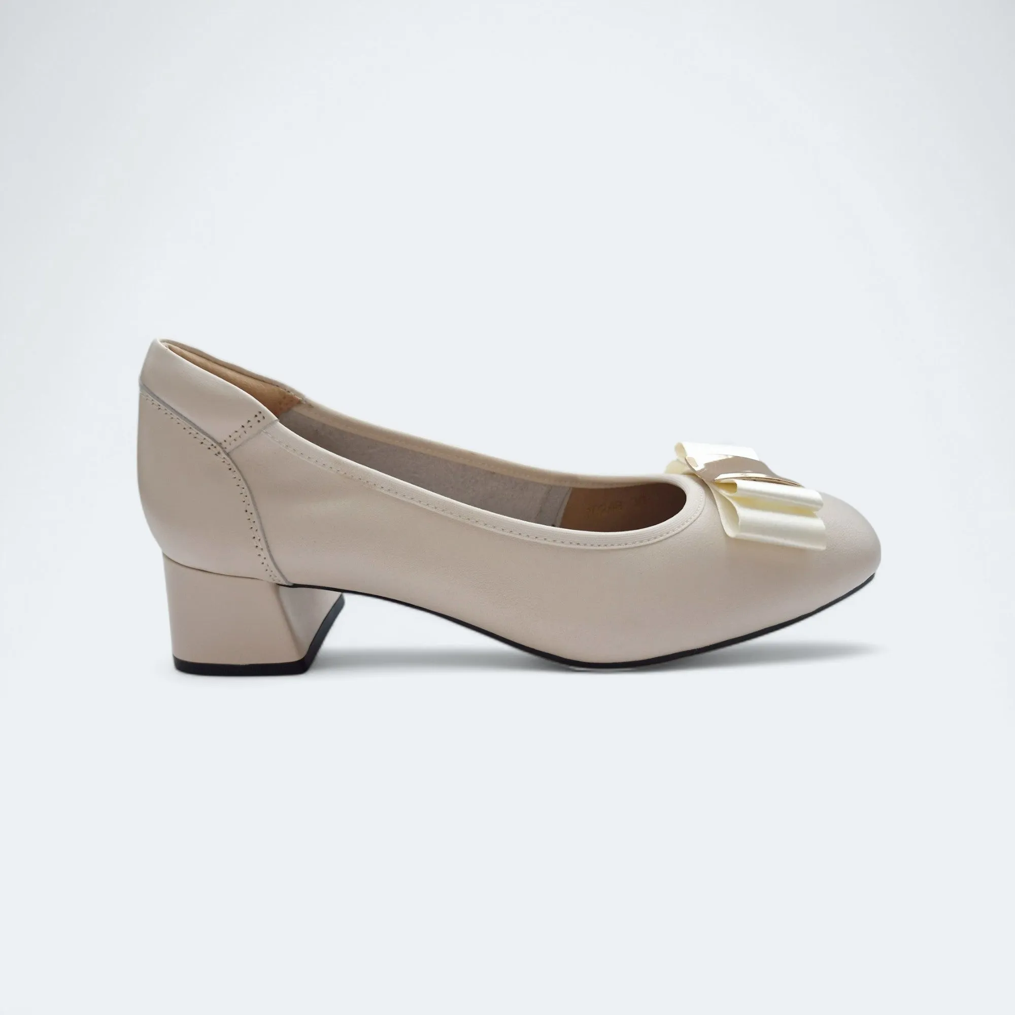 Gloria Lambskin Leather Low Heels