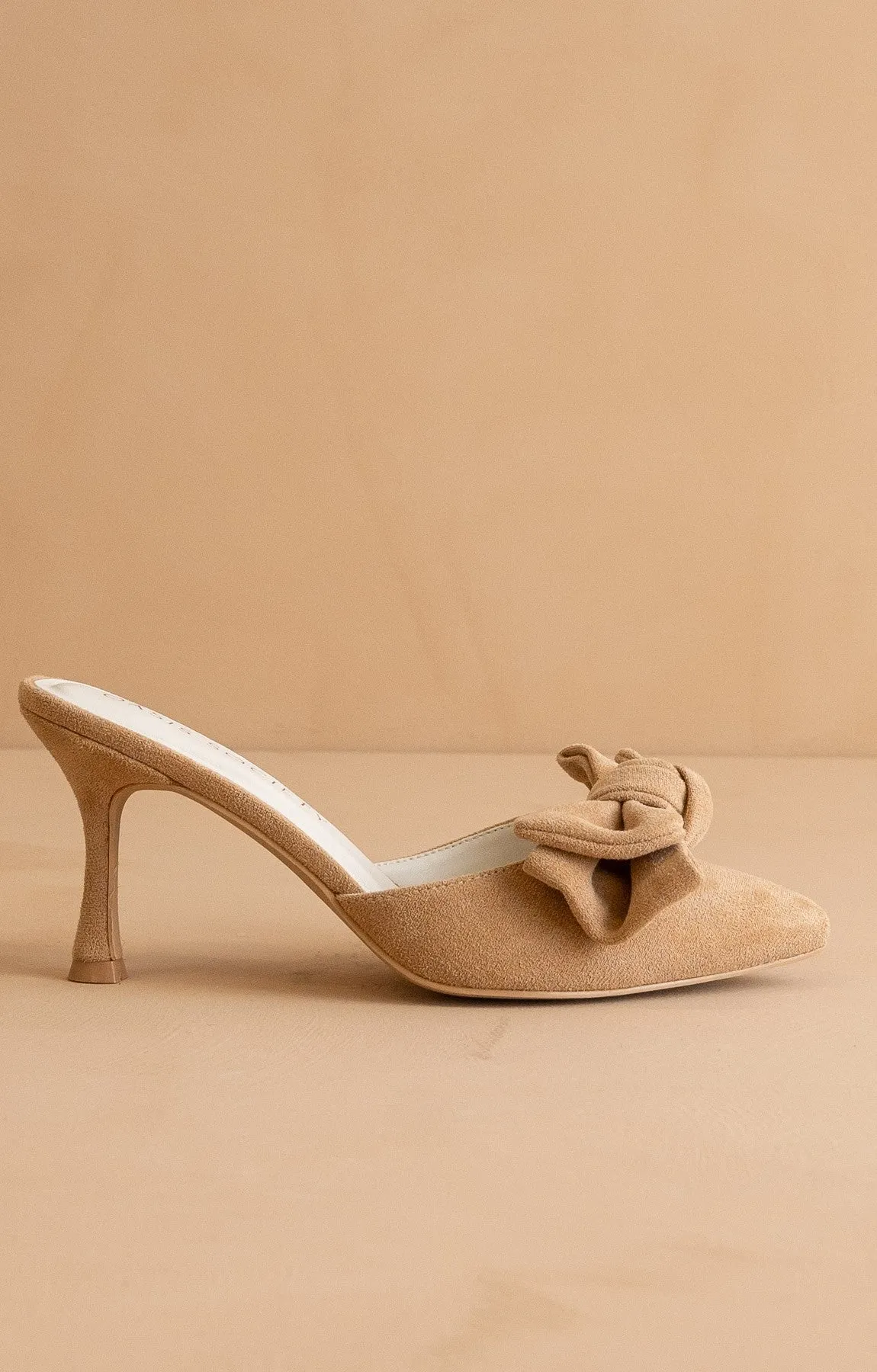 Jane - Pointed Toe Bow Accent Kitten Heels