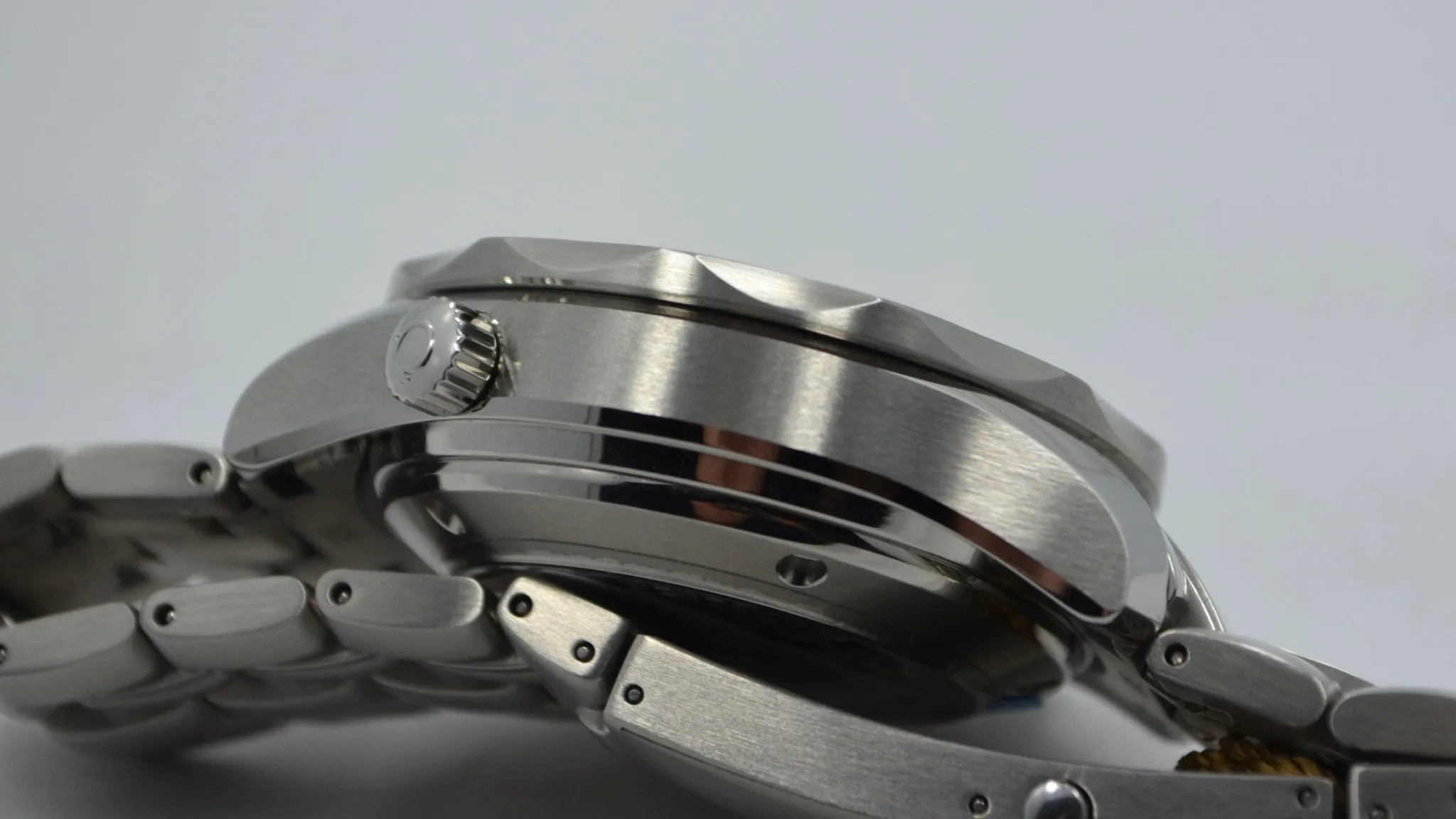 Omega Seamaster Professional 213.30.42.40.01.001 Chronograph 300M Steel Watch