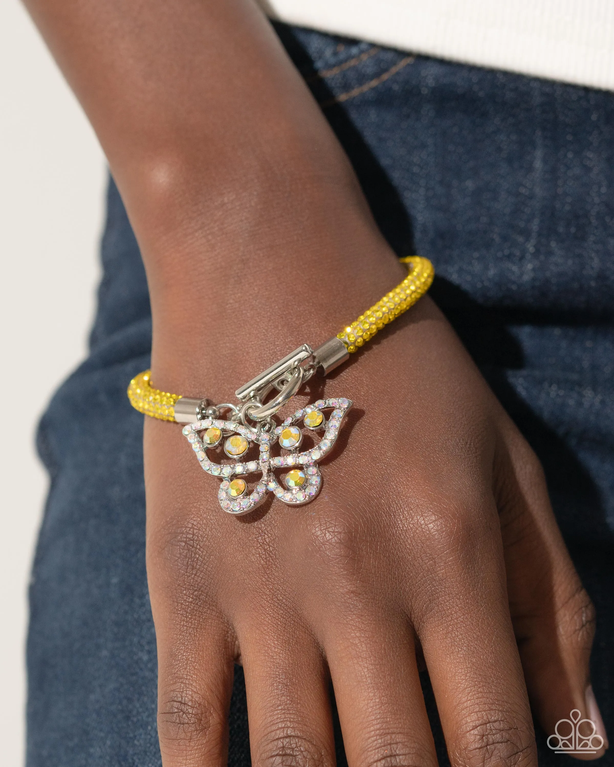 Paparazzi On SHIMMERING Wings Necklace Yellow & Aerial Appeal Bracelet Yellow (Iridescent)