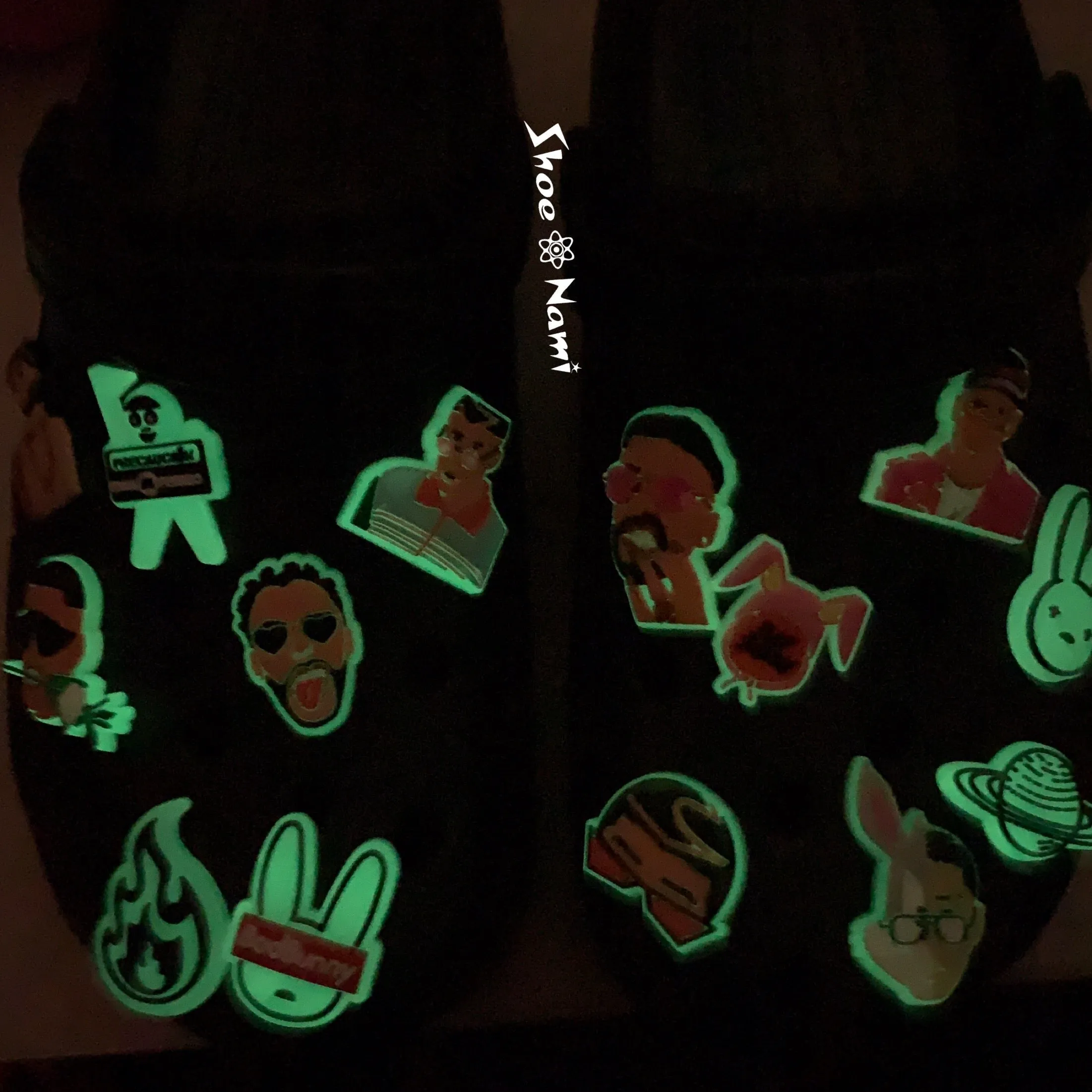 SHOE CHARMS - BAD BUNNY HEART GLASSES