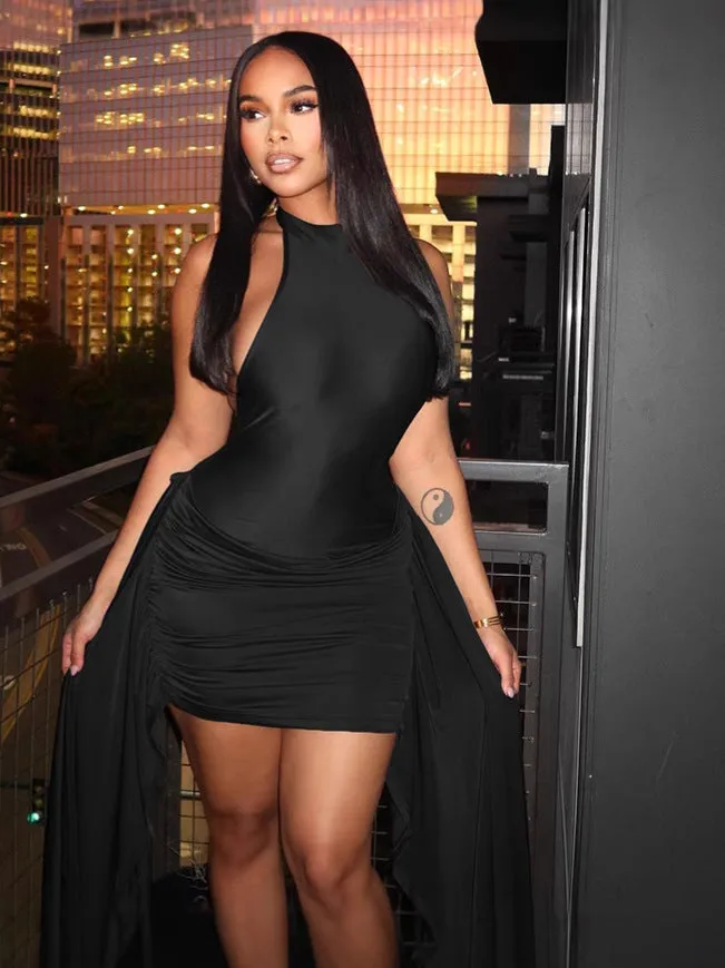 Sleek Allure Halter Neck Backless Bodycon Dress with Ribbon Detail