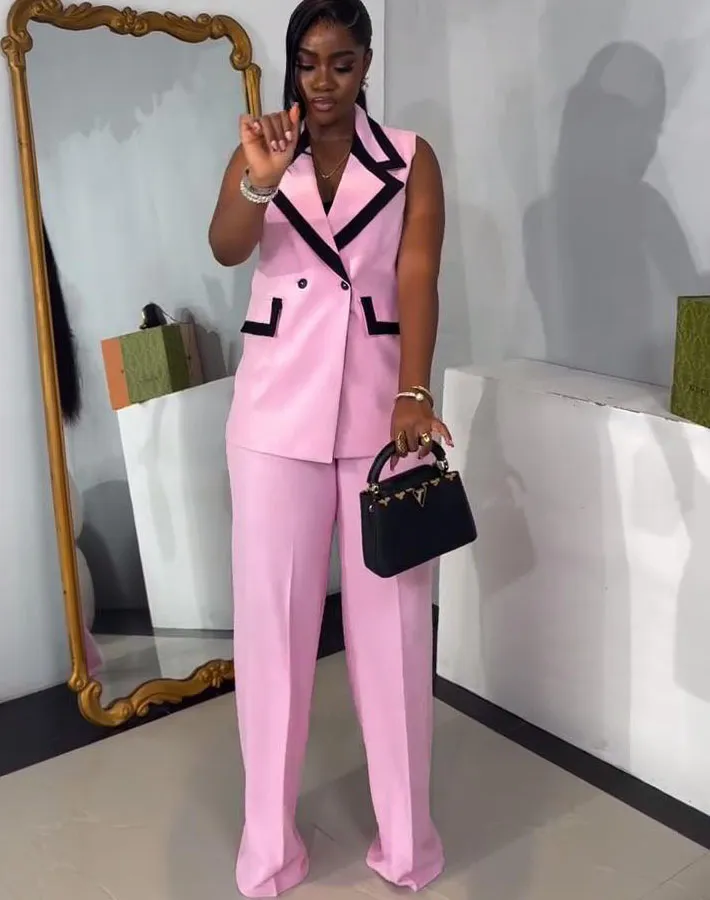 Sleek Sleeveless Blazer Vest and Wide-Leg Pants Two-Piece Set