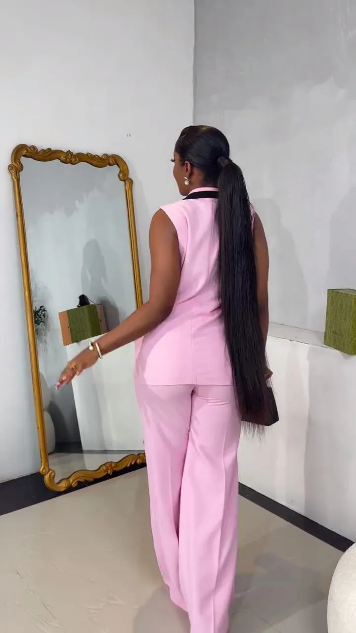 Sleek Sleeveless Blazer Vest and Wide-Leg Pants Two-Piece Set