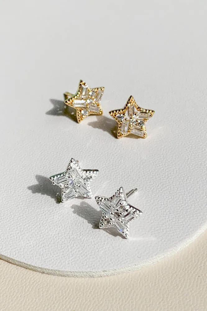 Sparkling Star Ear Studs (925 Silver)