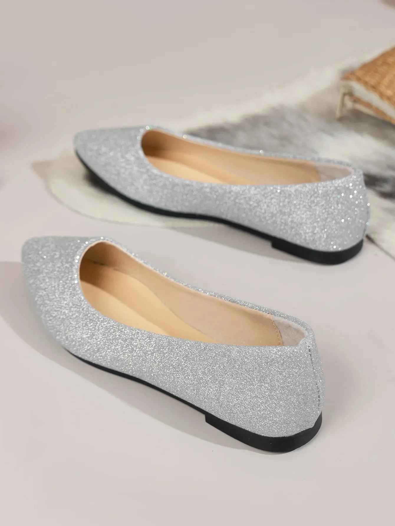 Stylish Pointed Toe Flat Ballerina Shoes