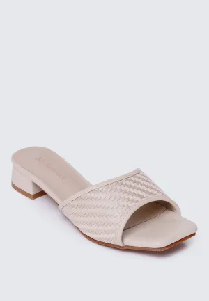 Vee Comfy Sandals In Nude