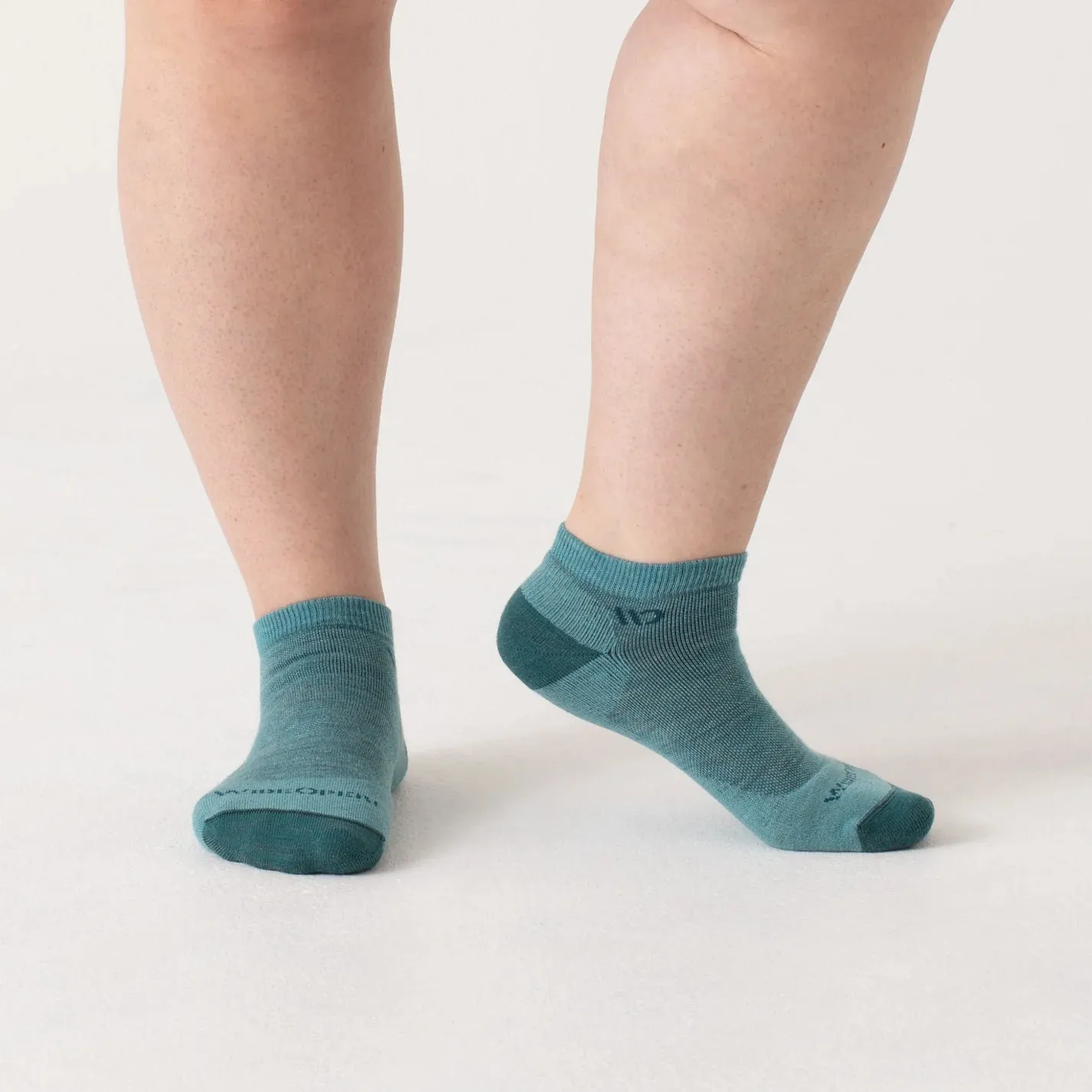 Wide Open - Women's Solid Cushioned No Show Socks- Teal