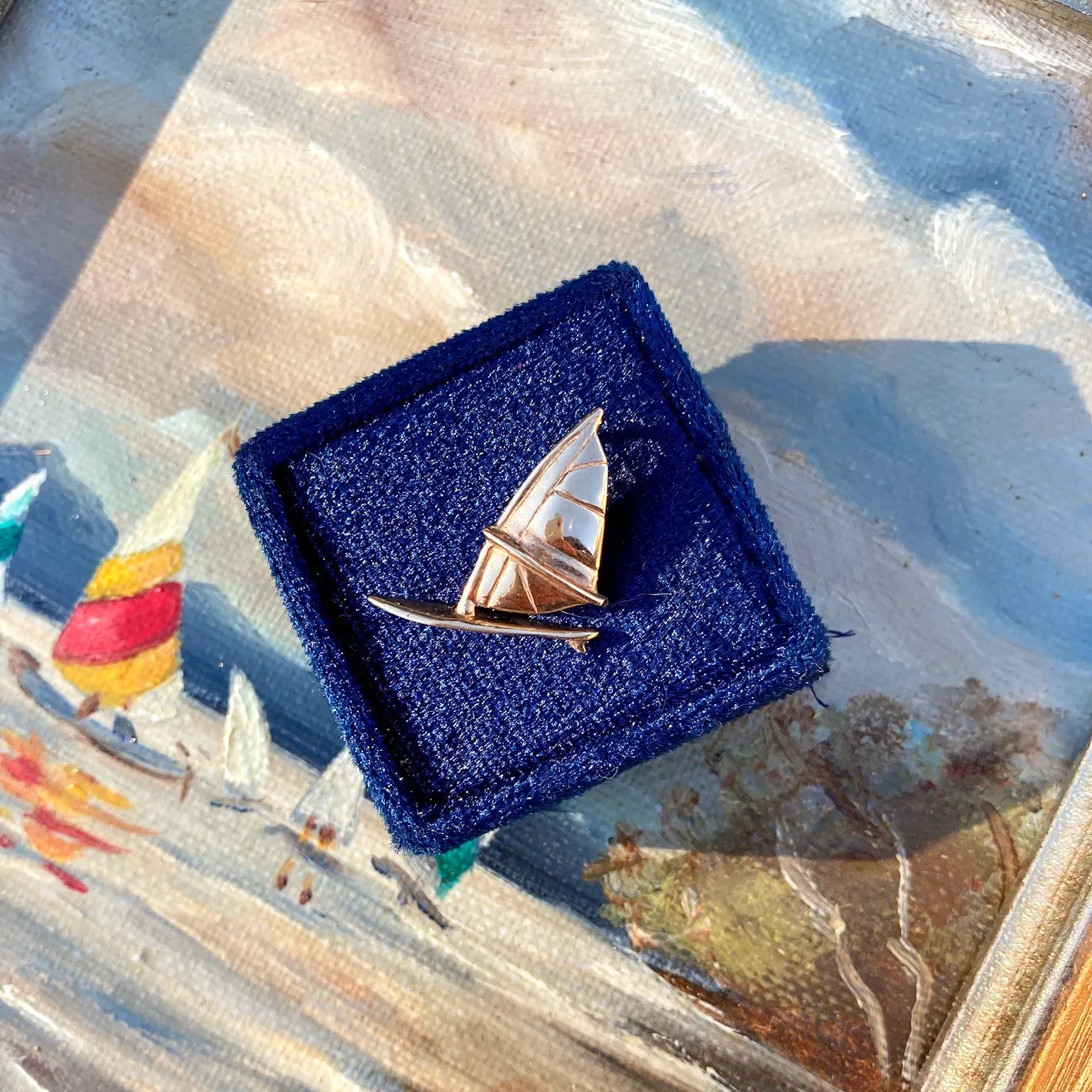 Windsurfing Charm, 14k