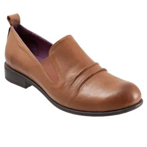Women's Wendy Casual Slip On Shoes In Cognac